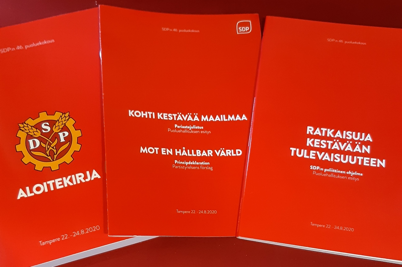 Riihimäkeläisedustajat valmiina puoluekokoukseen