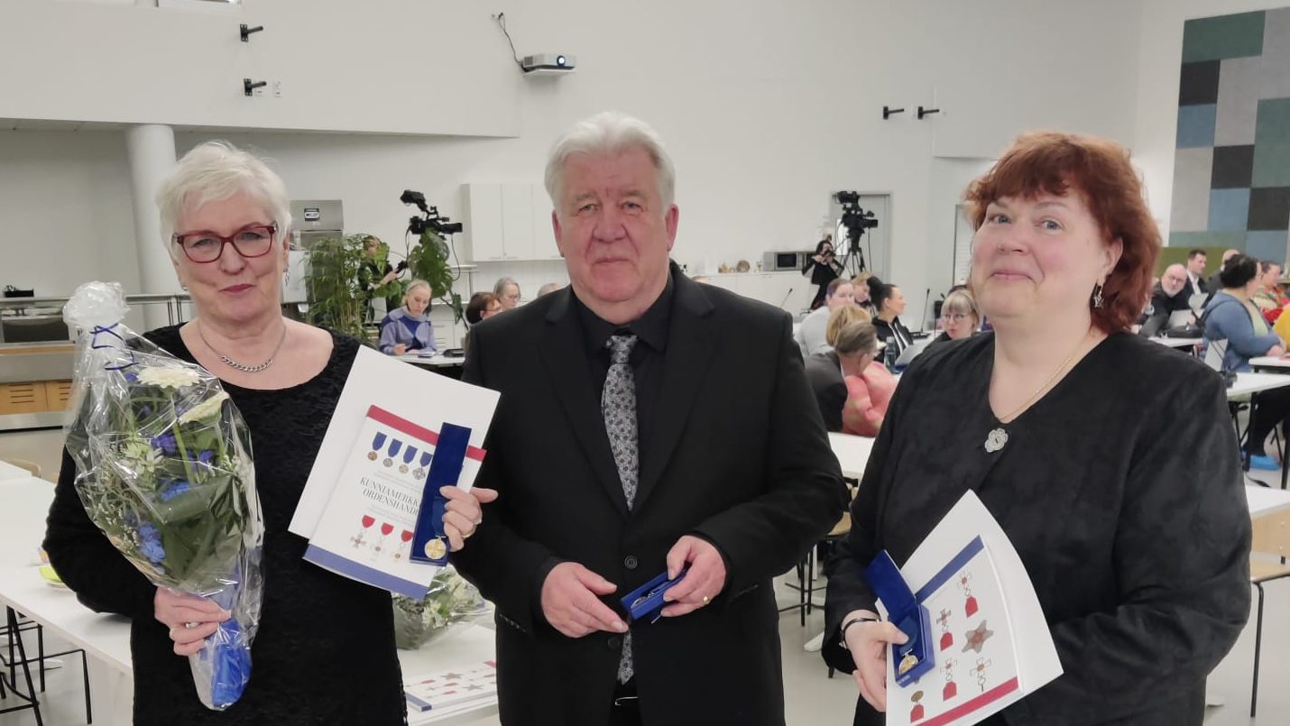 Hyvinvointia ja kunniamerkkejä kaupunginvaltuustossa